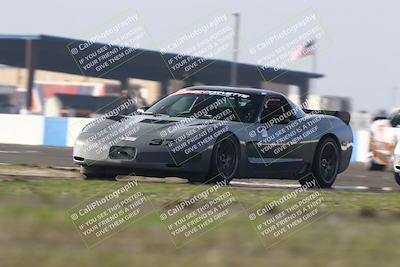media/Jan-18-2026-CalClub SCCA (Sun) [[8bc6468723]]/Group 5 Race/Turn 1/
